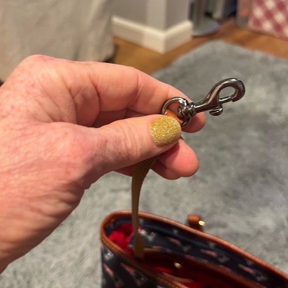 NFL  Dooney & Bourke Patriots Pocketbook - Picture 4 of 9